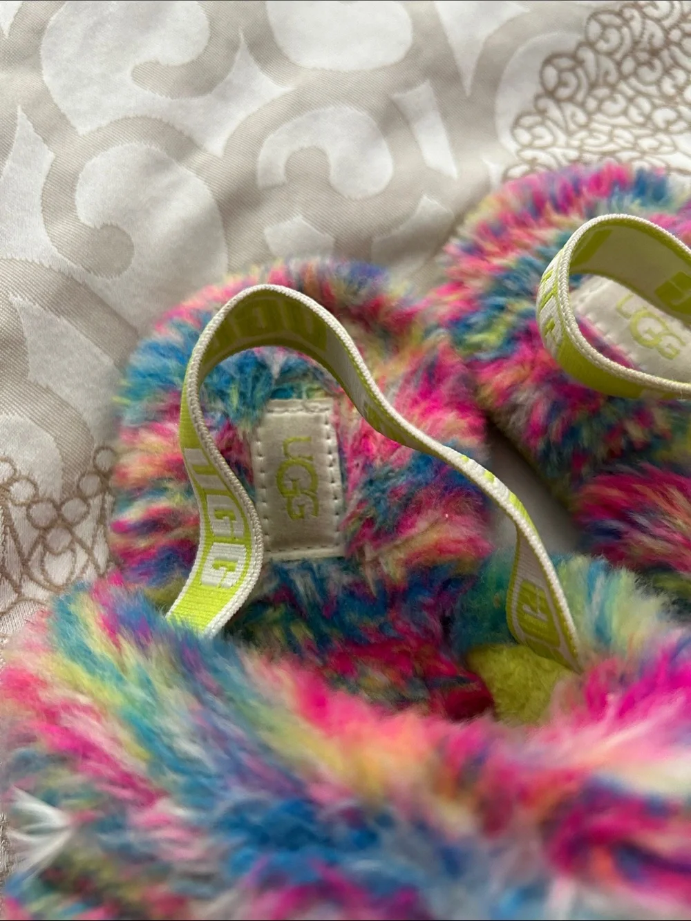 Ugg Kids Multicolor Faux Fur Slide Sandals size 30